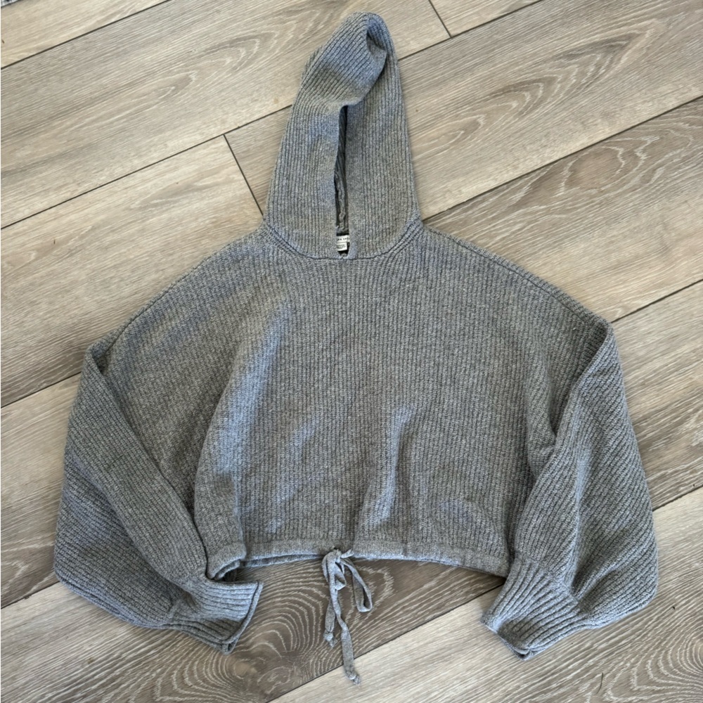 American eagle grey cropped hoodie